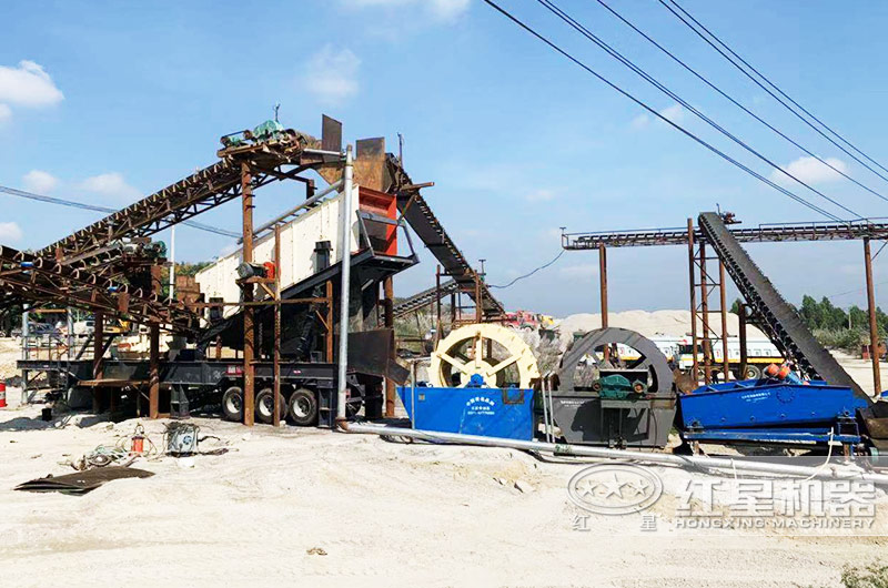 碎石洗砂一體機(jī)工作現(xiàn)場 碎石洗砂一體機(jī)工作現(xiàn)場