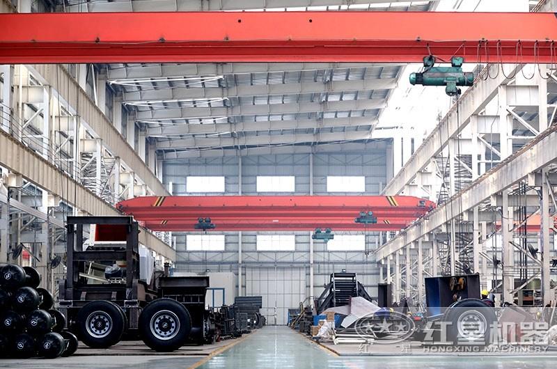 可移動混凝土粉碎機生產(chǎn)車間，實力雄厚，值得信賴