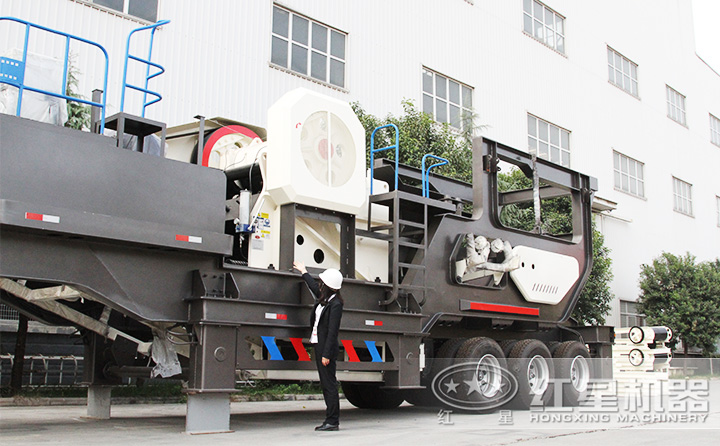 鄂破移動破碎站產(chǎn)量85-275t/h,給料+粗碎+傳輸