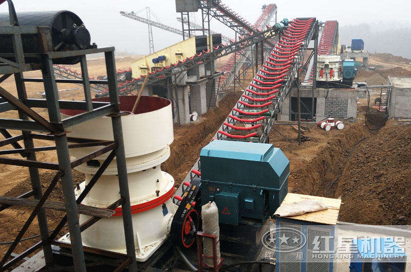 日產3500噸沙石料子的圓錐破現場粉塵少，噪音小