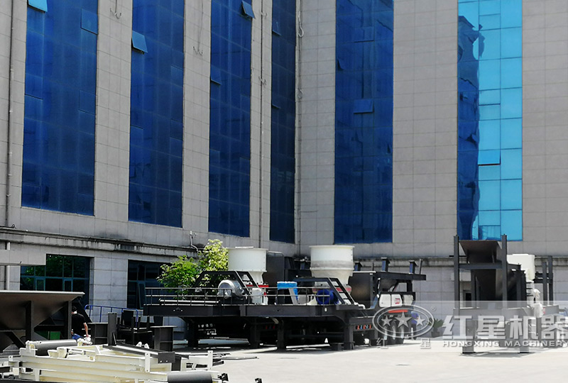 輪胎移動圓錐細(xì)碎機 輪胎移動圓錐細(xì)碎機