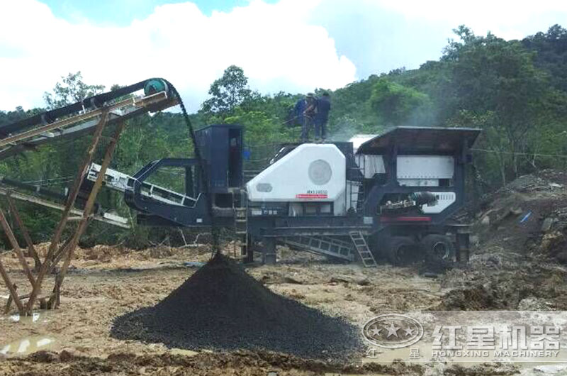 移動式煤炭破碎機圖片 移動式煤炭破碎機圖片