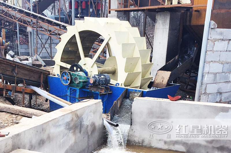 輪式洗砂機生產現場圖 輪式洗砂機生產現場圖