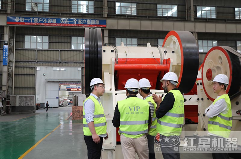 客戶來廠參觀，制定生產方案