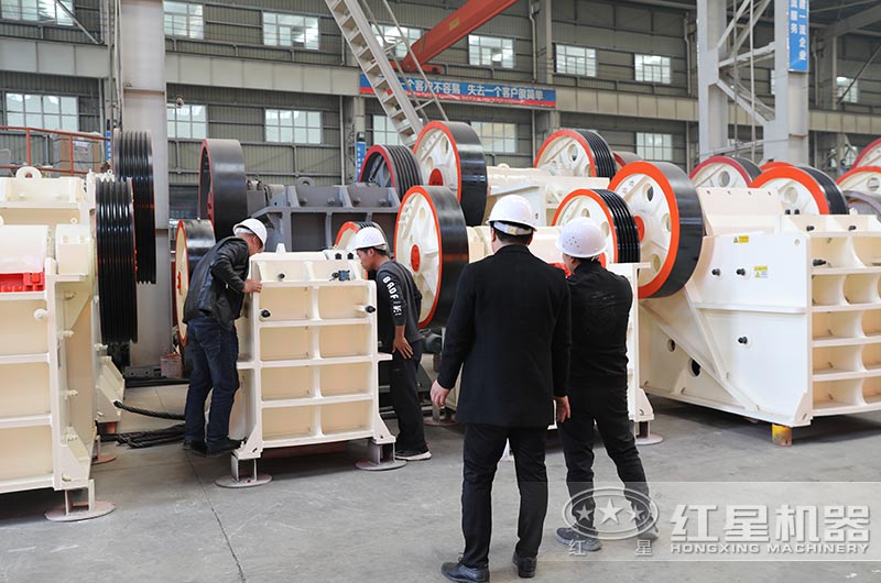 客戶來廠參觀，近距離了解設(shè)備