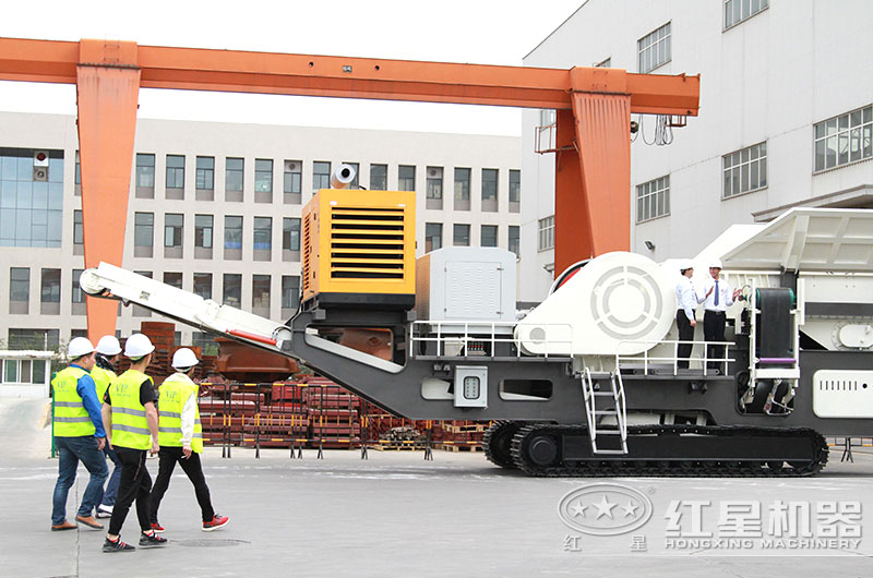 客戶來到廠區，詳細了解設備