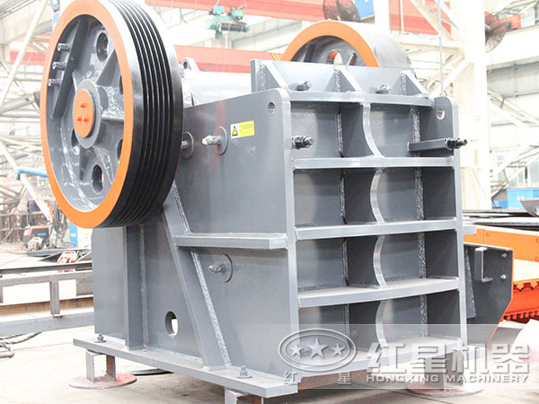 煤矸石顎式破碎機(jī) 煤矸石顎式破碎機(jī)