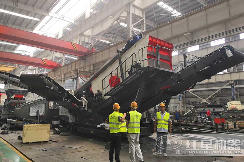 客戶來廠參觀考察移動破碎設(shè)備 客戶來廠參觀考察移動破碎設(shè)備