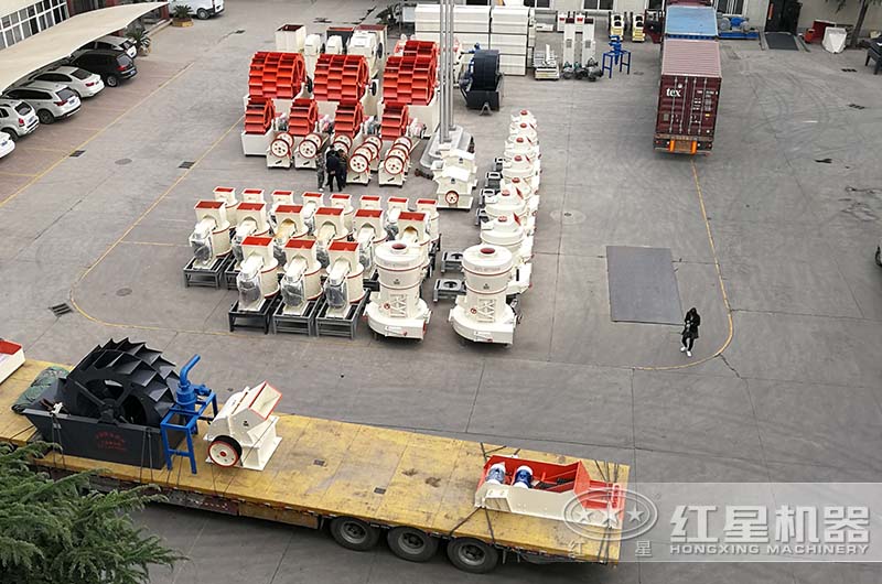 紅星錘破機裝車發(fā)貨現場 紅星錘破機裝車發(fā)貨現場