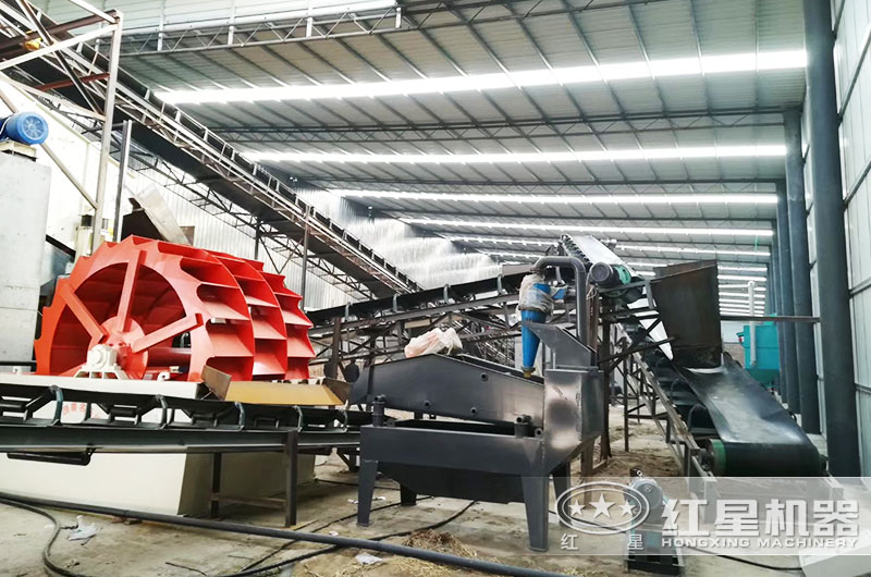 室內(nèi)水洗沙生產(chǎn)現(xiàn)場 室內(nèi)水洗沙生產(chǎn)現(xiàn)場