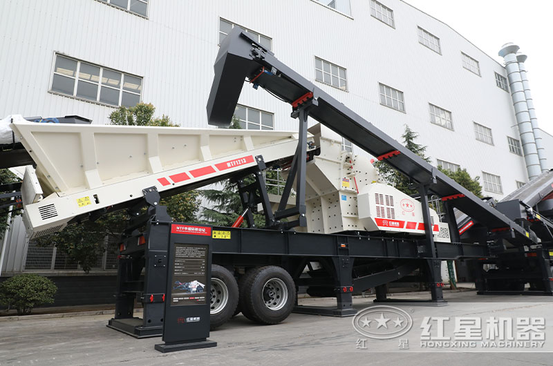 大型反擊式移動石子破碎機(jī) 大型反擊式移動石子破碎機(jī)